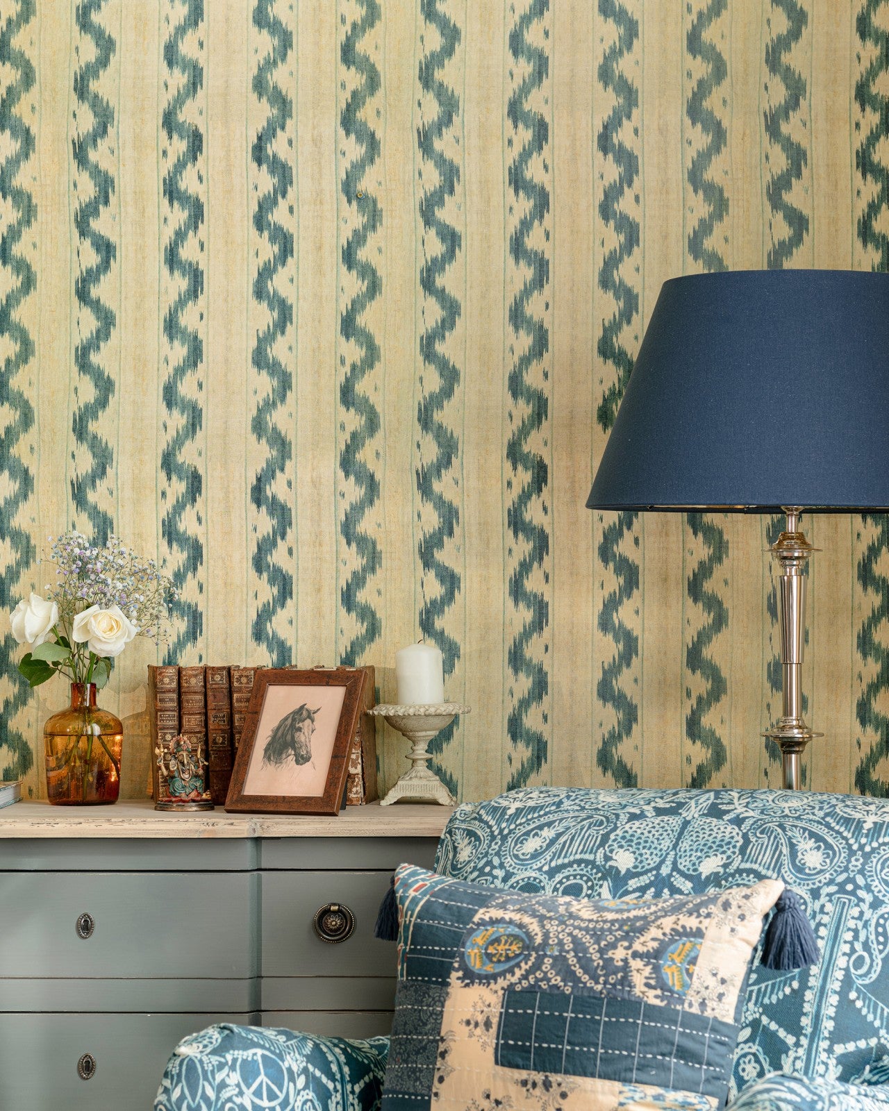 vintage ikat wallpaper