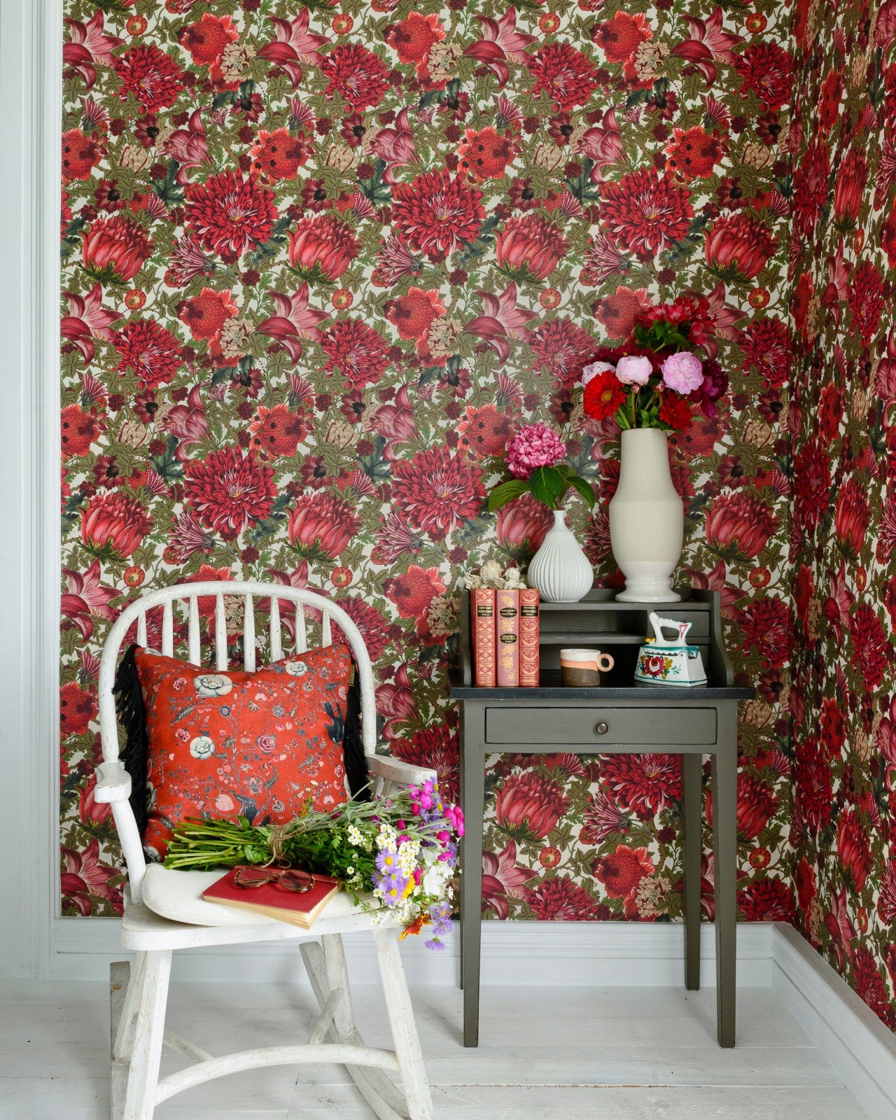 the flowering wallpaper