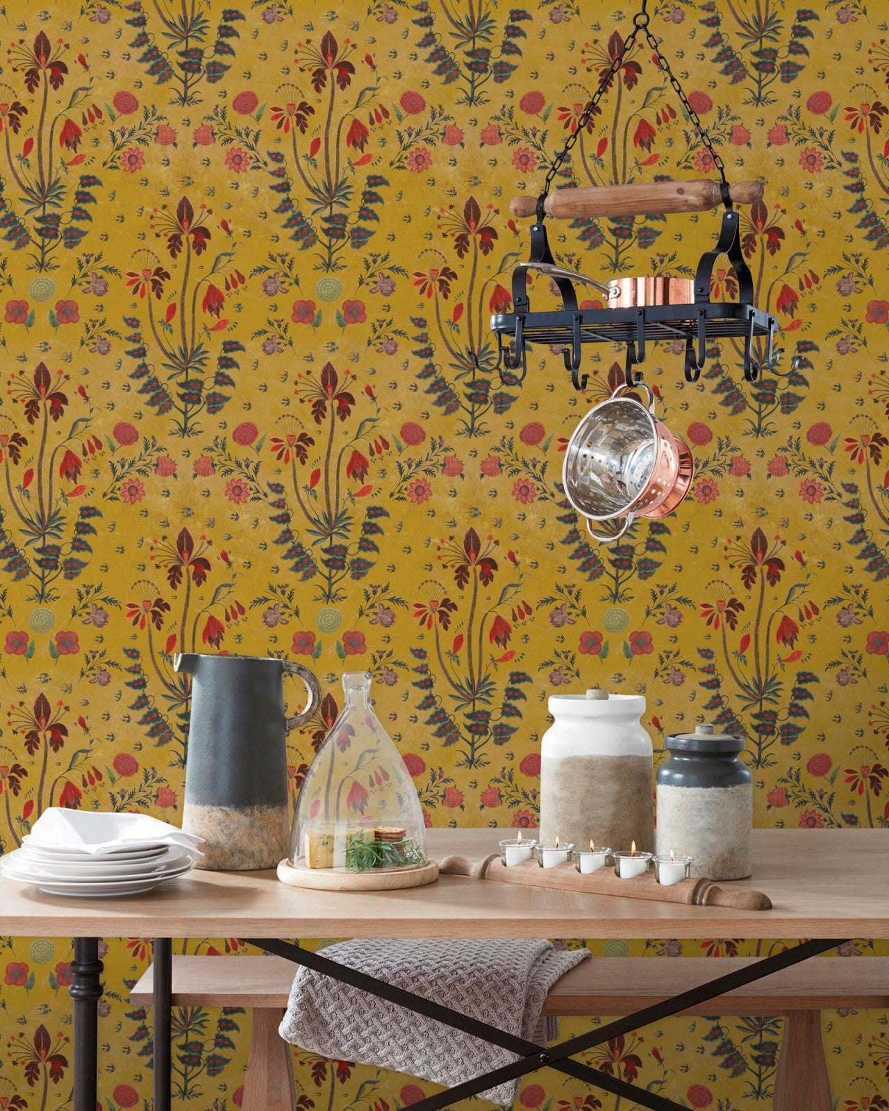 gypsy ochre wallpaper