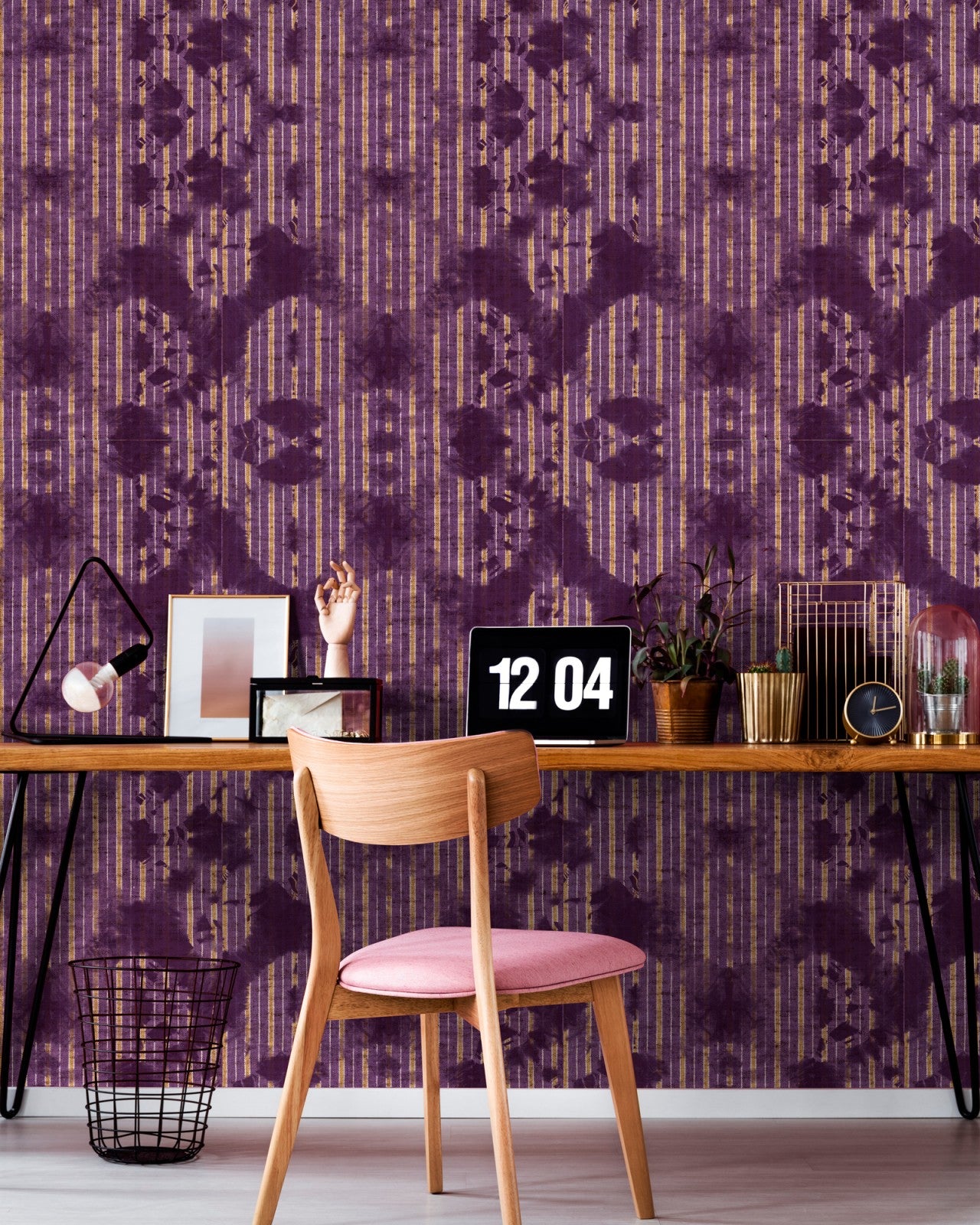 washed shibori burgund wallpaper